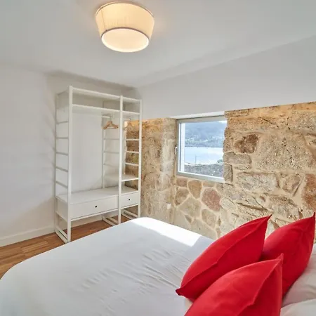 Views And Beds * Pontevedra