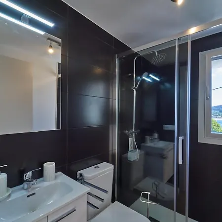 Holiday home Views And Beds *