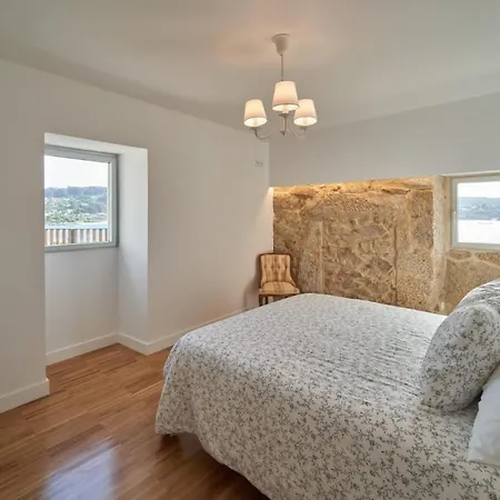 Views And Beds * Pontevedra