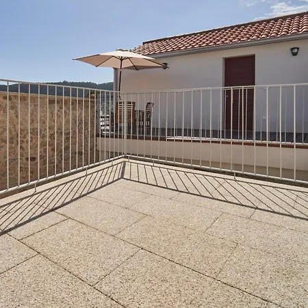 Holiday home Views And Beds