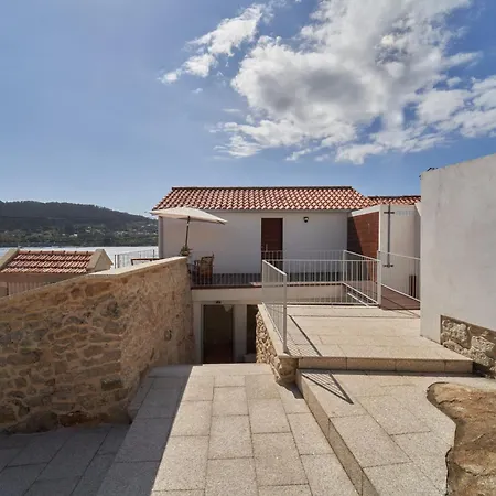 Views And Beds Holiday home Pontevedra